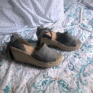 Boutique wedges